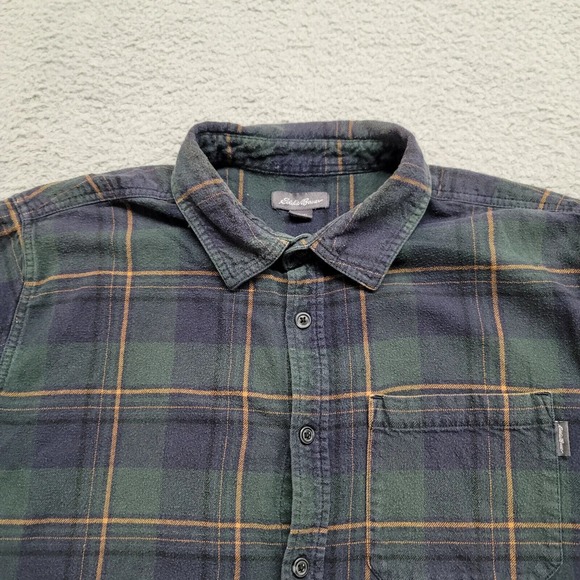 Eddie Bauer Shirt Mens XL Green Flannel Outdoors Medium Weight Casual Campcore - Picture 2 of 14
